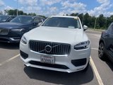 Certified 2022 Volvo XC90 T5 Momentum w/ Advanced Package image 3