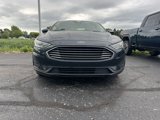 Used 2020 Ford Fusion SE image 2