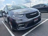Used 2022 Chrysler Pacifica Touring-L image 4