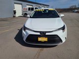 Used 2023 Toyota Corolla LE image 3