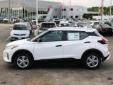 New 2025 Nissan Kicks Play S image 2