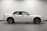 Used 2016 Chrysler 300 Limited w/ Driver Convenience Group image 3