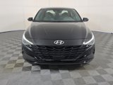 Used 2023 Hyundai Elantra SEL w/ Convenience Package image 3