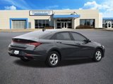 Used 2023 Hyundai Elantra SE w/ Cargo Package image 3