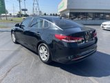 Used 2018 Kia Optima LX image 3