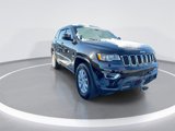 Used 2021 Jeep Grand Cherokee Laredo image 2
