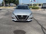Used 2021 Nissan Altima 2.5 SV image 2