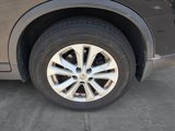 Used 2014 Nissan Rogue SV w/ SV Premium Package image 3