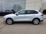 Used 2017 Porsche Cayenne Platinum Edition image 2