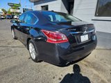 Used 2013 Nissan Altima 2.5 SV image 4