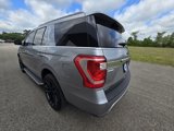 Used 2021 Ford Expedition XLT image 3