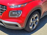 Certified 2022 Hyundai Venue Limited w/ Cargo Package image 3