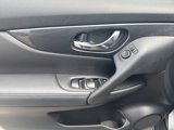 Used 2019 Nissan Rogue SV image 2