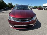 Used 2017 Chrysler Pacifica Touring-L image 2