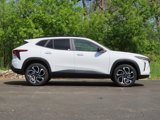 New 2025 Chevrolet Trax RS w/ Sunroof Package image 2