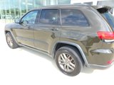 Used 2017 Jeep Grand Cherokee Laredo 75th Anniversary image 4