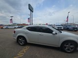 Used 2011 Dodge Avenger Lux image 5