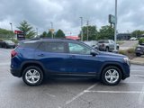 Used 2022 GMC Terrain SLE w/ Driver Convenience Package image 5