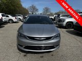 Used 2015 Chrysler 200 Limited image 2