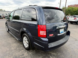 Used 2009 Chrysler Town & Country Touring w/ Entertainment Group #2 image 6