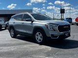 Used 2024 GMC Terrain SLE w/ Driver Convenience Package image 2