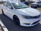 Used 2015 Chrysler 200 Limited w/ Convenience Group image 3
