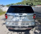 Used 2016 Ford Explorer XLT w/ Equipment Group 202A image 4