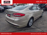 Used 2017 Ford Fusion SE image 4
