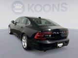 Used 2018 Volvo S90 T5 Momentum w/ Convenience Package image 4