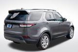 Used 2018 Land Rover Discovery SE image 6