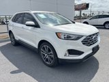 Used 2020 Ford Edge Titanium image 3