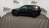 Used 2022 GMC Terrain SLE w/ Driver Convenience Package image 5