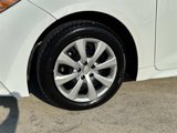 Used 2022 Toyota Corolla LE image 3