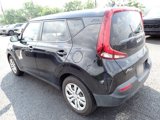 Used 2022 Kia Soul LX image 3