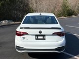 Used 2023 Volkswagen Jetta Sport image 4