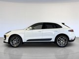 Certified 2025 Porsche Macan image 2