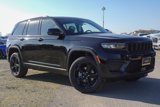 New 2025 Jeep Grand Cherokee Altitude image 4