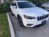 Used 2019 Jeep Cherokee Latitude Plus image 2