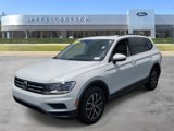 Used 2020 Volkswagen Tiguan SE image 2