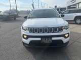 Used 2022 Jeep Compass Latitude image 3
