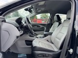 Used 2024 GMC Terrain SLT image 3
