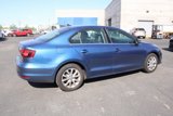 Used 2017 Volkswagen Jetta SE image 3