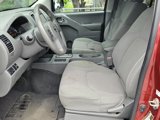 Used 2019 Nissan Frontier SV image 3
