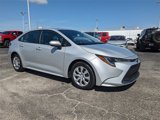 Used 2020 Toyota Corolla LE image 2