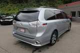 Used 2015 Toyota Sienna SE image 3