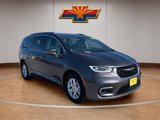 Used 2021 Chrysler Pacifica Touring-L image 2