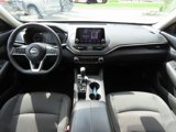 Used 2022 Nissan Altima 2.5 SV image 2