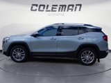 Used 2023 GMC Terrain SLT image 2
