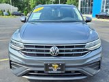 Used 2022 Volkswagen Tiguan S image 2
