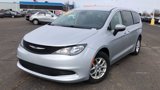 Used 2023 Chrysler Voyager LX image 3